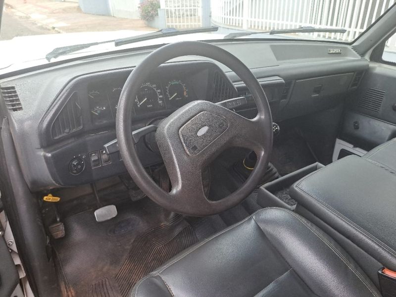 Ford F-1000 3.9 WALK CD 8V DIESEL 2P MANUAL 1995/1995 CAMINHÕES & CAMIONETAS PASSO FUNDO / Carros no Vale