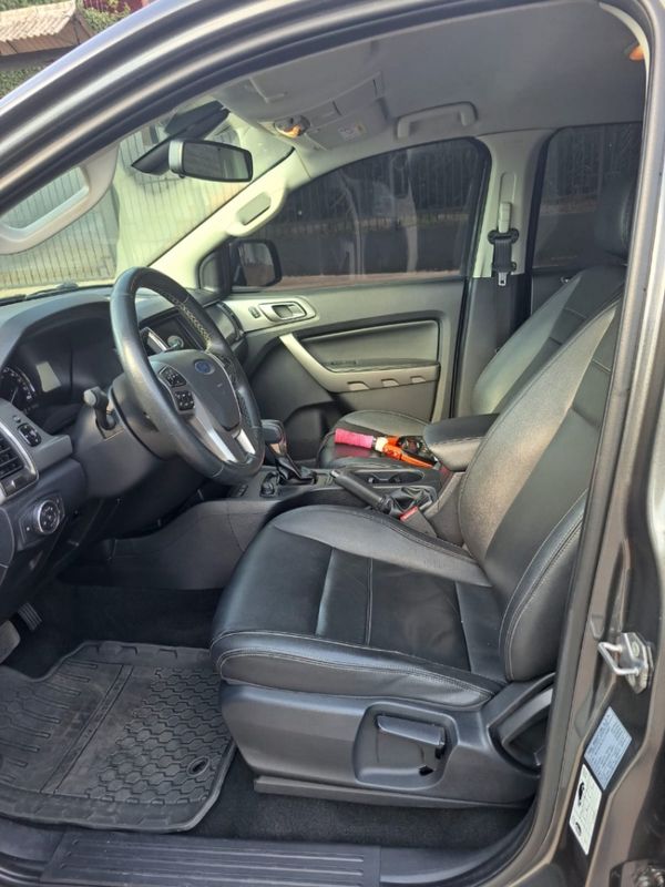 Ford RANGER 3.2 XLT 4X4 CD 20V DIESEL 4P AUTOMÁTICO 2019/2020 CAMINHÕES & CAMIONETAS PASSO FUNDO / Carros no Vale