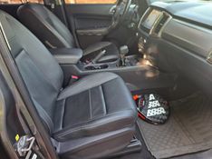 Ford RANGER 3.2 XLT 4X4 CD 20V DIESEL 4P AUTOMÁTICO 2019/2020 CAMINHÕES & CAMIONETAS PASSO FUNDO / Carros no Vale