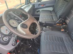 Mercedes-Benz 1215 C Caçamba 1999/1999 CAMINHÕES & CAMIONETAS PASSO FUNDO / Carros no Vale