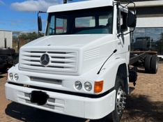 Mercedes-Benz 1418 2p Chassi 2001/2001 CAMINHÕES & CAMIONETAS PASSO FUNDO / Carros no Vale