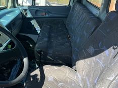 Mercedes-Benz 1418 2p Chassi 2001/2001 CAMINHÕES & CAMIONETAS PASSO FUNDO / Carros no Vale