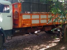 Mercedes-Benz 1513 L-1513 4×2 Boiadeiro 1974/1974 CAMINHÕES & CAMIONETAS PASSO FUNDO / Carros no Vale