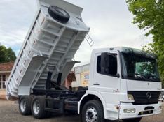 Mercedes-Benz Atego 2425 3-Eixos Caçamba 2011/2011 CAMINHÕES & CAMIONETAS PASSO FUNDO / Carros no Vale