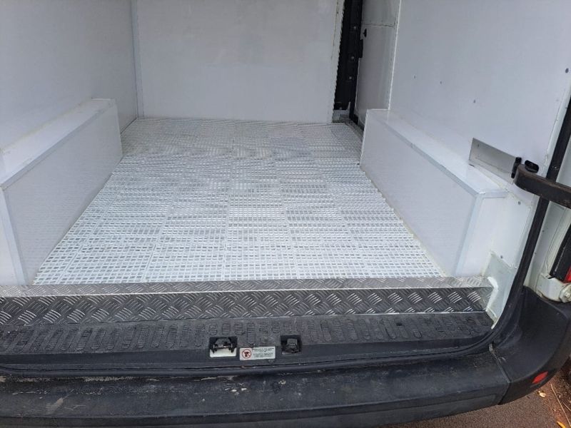 Renault MASTER 2.3 DCI DIESEL GRAND FURGÃO L2H2 3P MANUAL 2017/2018 CAMINHÕES & CAMIONETAS PASSO FUNDO / Carros no Vale