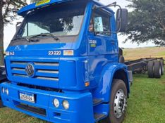 Volkswagen 23220 VW 23-220 6×2 3-Eixos Chassi 2004/2004 CAMINHÕES & CAMIONETAS PASSO FUNDO / Carros no Vale