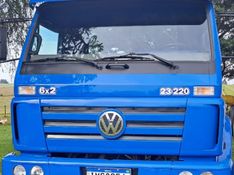 Volkswagen 23220 VW 23-220 6×2 3-Eixos Chassi 2004/2004 CAMINHÕES & CAMIONETAS PASSO FUNDO / Carros no Vale