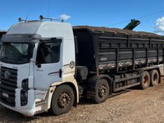 Volkswagen 30-330 Constellation 8×2 Caçamba 2022/2023 CAMINHÕES & CAMIONETAS PASSO FUNDO / Carros no Vale