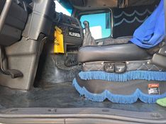 Volvo FH 440 6×4 2p 2009/2009 CAMINHÕES & CAMIONETAS PASSO FUNDO / Carros no Vale