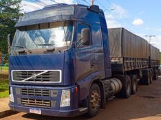Volvo FH12 380 FH-12 380 6×2 2p (diesel) 2004/2004 CAMINHÕES & CAMIONETAS PASSO FUNDO / Carros no Vale