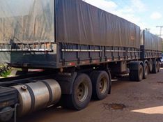 Volvo FH12 380 FH-12 380 6×2 2p (diesel) 2004/2004 CAMINHÕES & CAMIONETAS PASSO FUNDO / Carros no Vale