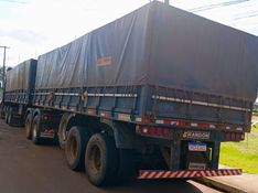 Volvo FH12 380 FH-12 380 6×2 2p (diesel) 2004/2004 CAMINHÕES & CAMIONETAS PASSO FUNDO / Carros no Vale