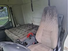 Volvo VM 270 6×2 2p (E5) Chassi 2013/2013 CAMINHÕES & CAMIONETAS PASSO FUNDO / Carros no Vale