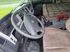 Volvo VM 270 6×2 2p (E5) Chassi 2013/2013 CAMINHÕES & CAMIONETAS PASSO FUNDO / Carros no Vale