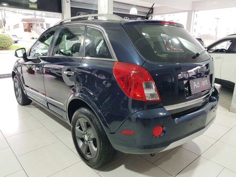 Chevrolet CAPTIVA SPORT FWD 2.4 16V ECOTEC 4P GASOLINA 2013/2014 ADVANT AUTOMÓVEIS CAXIAS DO SUL / Carros no Vale