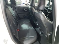 JEEP RENEGADE 1.3 T270 TURBO FLEX S 4X4 AT9 2022/2022 ADVANT AUTOMÓVEIS CAXIAS DO SUL / Carros no Vale