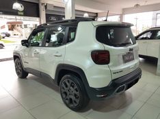 JEEP RENEGADE 1.3 T270 TURBO FLEX S 4X4 AT9 2022/2022 ADVANT AUTOMÓVEIS CAXIAS DO SUL / Carros no Vale