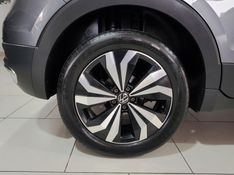 Volkswagen T-CROSS 1.4 250 TSI TOTAL FLEX HIGHLINE AUTOMÁTICO 2021/2022 ADVANT AUTOMÓVEIS CAXIAS DO SUL / Carros no Vale