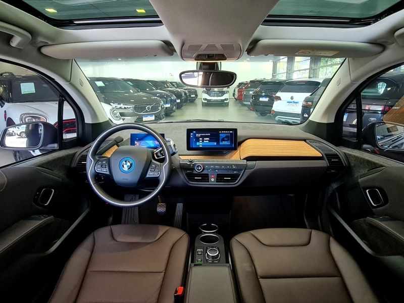 BMW I3 ELÉTRICO EDRIVE BEV FULL AUTOMÁTICO 2022/2022 CARRO DEZ NOVO HAMBURGO / Carros no Vale