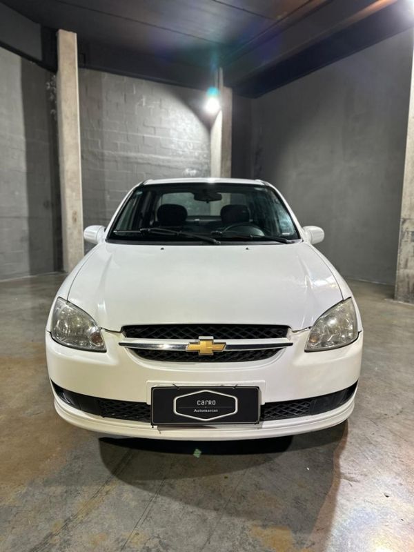 Chevrolet CLASSIC 1.0 MPFI LS 8V FLEX 4P MANUAL 2013/2014 CARRO AUTOMARCAS CAXIAS DO SUL / Carros no Vale