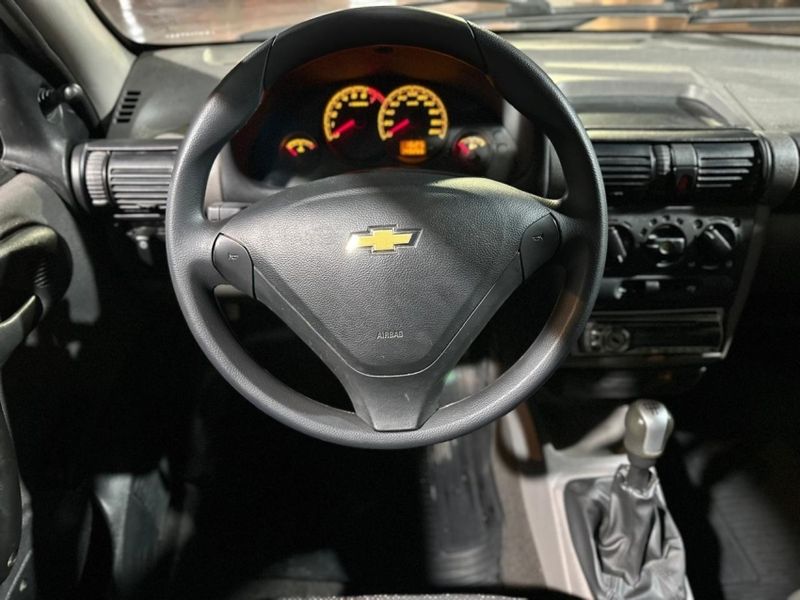 Chevrolet CLASSIC 1.0 MPFI LS 8V FLEX 4P MANUAL 2013/2014 CARRO AUTOMARCAS CAXIAS DO SUL / Carros no Vale