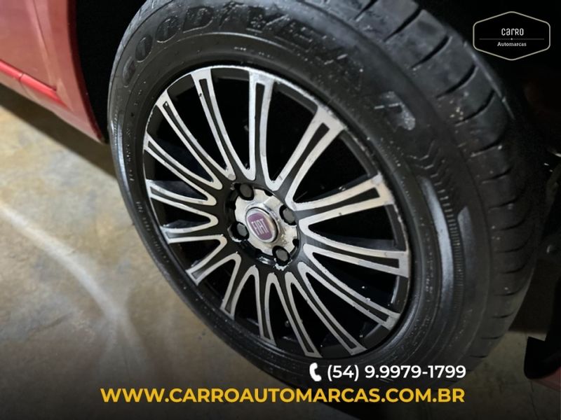 Fiat PUNTO 1.4 ATTRACTIVE 8V FLEX 4P MANUAL 2013/2014 CARRO AUTOMARCAS CAXIAS DO SUL / Carros no Vale