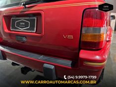 JEEP GRAND CHEROKEE 5.2 LIMITED 4X4 V8 16V GASOLINA 4P AUTOMÁTICO 1993/1993 CARRO AUTOMARCAS CAXIAS DO SUL / Carros no Vale