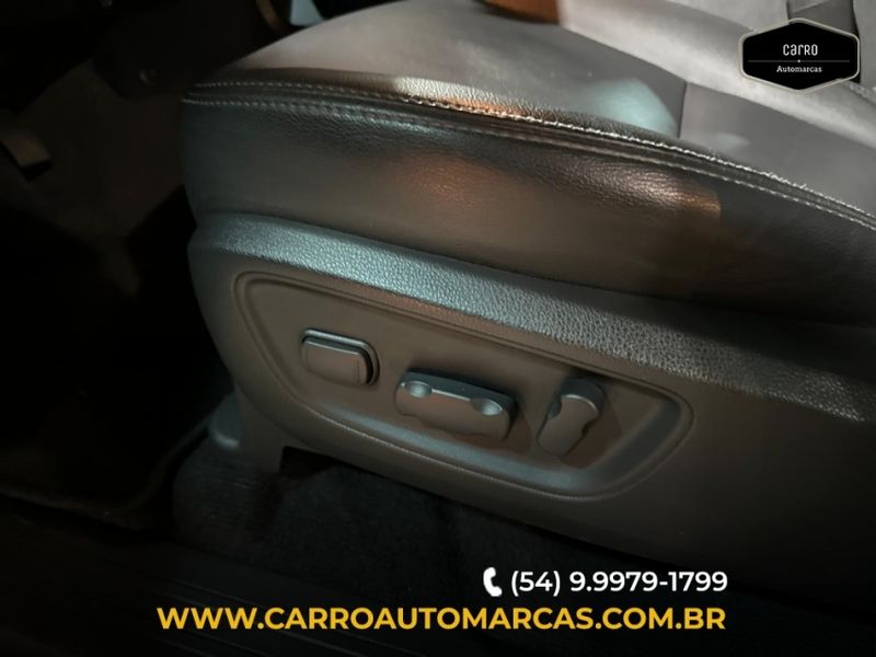 Mitsubishi PAJERO SPORT 2.4 16V MIVEC TURBO DIESEL HPE AWD AUTOMÁTICO 2024/2024 CARRO AUTOMARCAS CAXIAS DO SUL / Carros no Vale