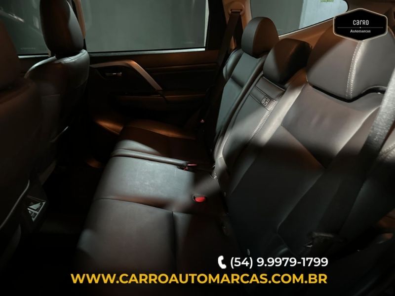 Mitsubishi PAJERO SPORT 2.4 16V MIVEC TURBO DIESEL HPE AWD AUTOMÁTICO 2024/2024 CARRO AUTOMARCAS CAXIAS DO SUL / Carros no Vale