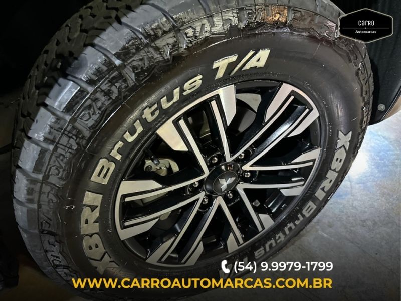 Mitsubishi PAJERO SPORT 2.4 16V MIVEC TURBO DIESEL HPE AWD AUTOMÁTICO 2024/2024 CARRO AUTOMARCAS CAXIAS DO SUL / Carros no Vale