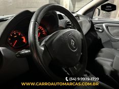 Renault DUSTER 2.0 DYNAMIQUE 4X2 16V FLEX 4P AUTOMÁTICO 2013/2014 CARRO AUTOMARCAS CAXIAS DO SUL / Carros no Vale