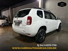 Renault DUSTER 2.0 DYNAMIQUE 4X2 16V FLEX 4P AUTOMÁTICO 2013/2014 CARRO AUTOMARCAS CAXIAS DO SUL / Carros no Vale