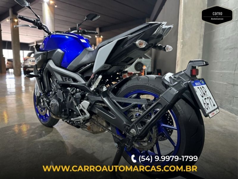 Yamaha Mt-09 ABS 2021/2021 CARRO AUTOMARCAS CAXIAS DO SUL / Carros no Vale