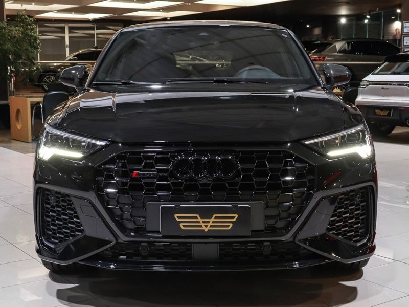 Audi RS Q3 2.5 TFSI SPORTBACK QUATTRO GASOLINA S-TRONIC 2021/2022 VIA BELLA VEÍCULOS ESPECIAIS CAXIAS DO SUL / Carros no Vale