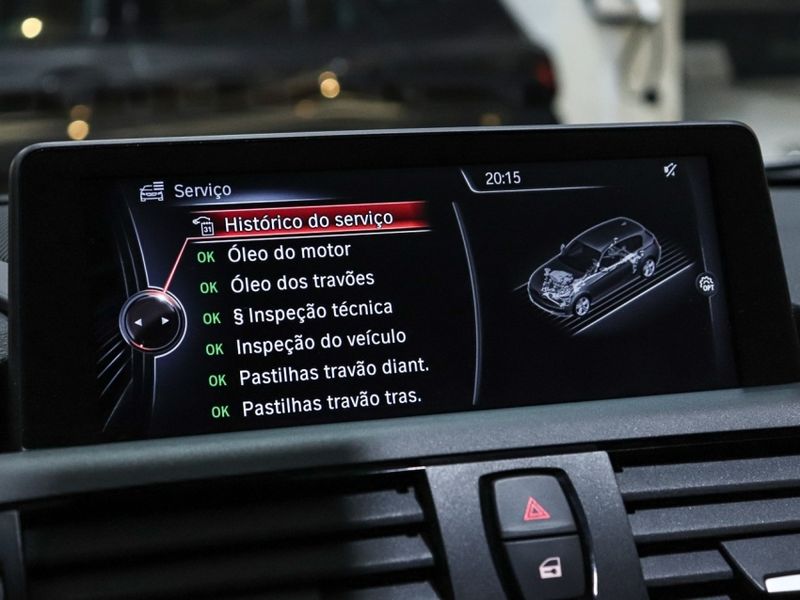 BMW 125i 2.0 M SPORT 16V FLEX 4P AUTOMÁTICO 2014/2015 VIA BELLA VEÍCULOS ESPECIAIS CAXIAS DO SUL / Carros no Vale