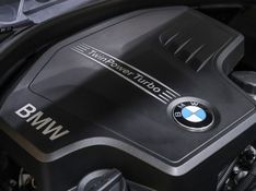 BMW 125i 2.0 M SPORT 16V FLEX 4P AUTOMÁTICO 2014/2015 VIA BELLA VEÍCULOS ESPECIAIS CAXIAS DO SUL / Carros no Vale