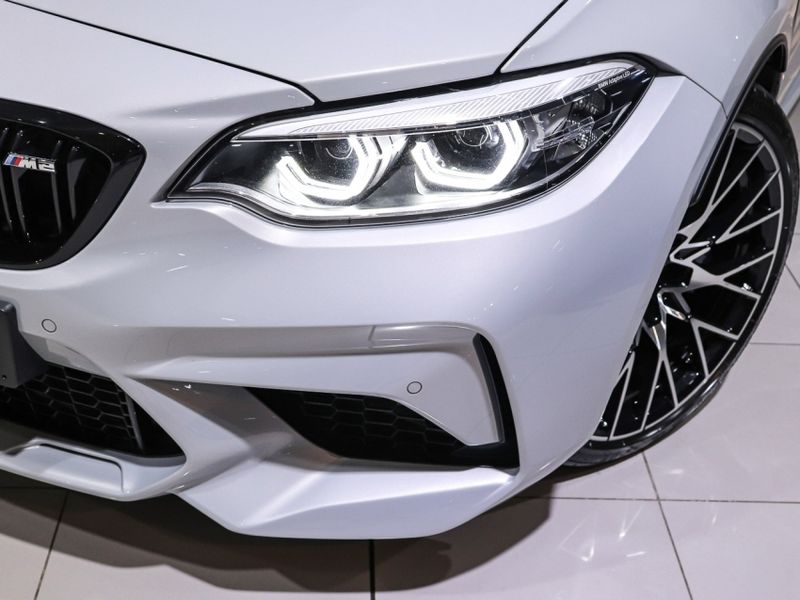 BMW M2 3.0 24V I6 GASOLINA COMPETITION COUPÉ M DCT 2021/2021 VIA BELLA VEÍCULOS ESPECIAIS CAXIAS DO SUL / Carros no Vale