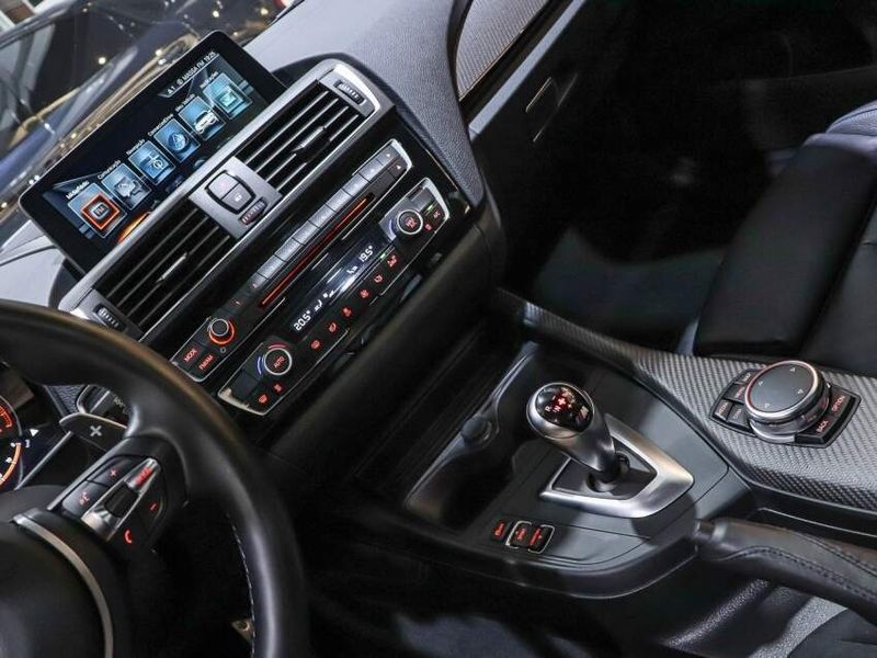 BMW M2 3.0 24V I6 GASOLINA COUPÉ M DCT 2016/2017 VIA BELLA VEÍCULOS ESPECIAIS CAXIAS DO SUL / Carros no Vale