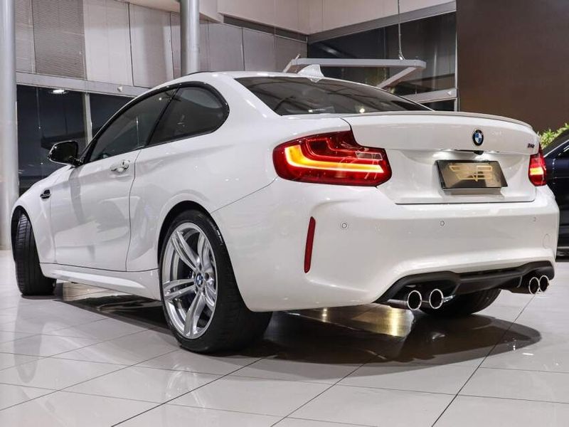 BMW M2 3.0 24V I6 GASOLINA COUPÉ M DCT 2016/2017 VIA BELLA VEÍCULOS ESPECIAIS CAXIAS DO SUL / Carros no Vale