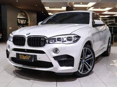 BMW X6 4.4 M 4X4 COUPÉ V8 32V BI-TURBO GASOLINA 4P AUTOMÁTICO 2016/2017 VIA BELLA VEÍCULOS ESPECIAIS CAXIAS DO SUL / Carros no Vale