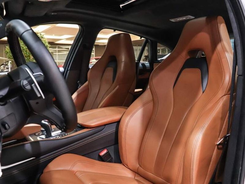 BMW X6 4.4 M 4X4 COUPÉ V8 32V BI-TURBO GASOLINA 4P AUTOMÁTICO 2016/2017 VIA BELLA VEÍCULOS ESPECIAIS CAXIAS DO SUL / Carros no Vale