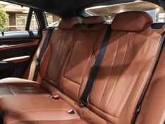 BMW X6 4.4 M 4X4 COUPÉ V8 32V BI-TURBO GASOLINA 4P AUTOMÁTICO 2016/2017 VIA BELLA VEÍCULOS ESPECIAIS CAXIAS DO SUL / Carros no Vale