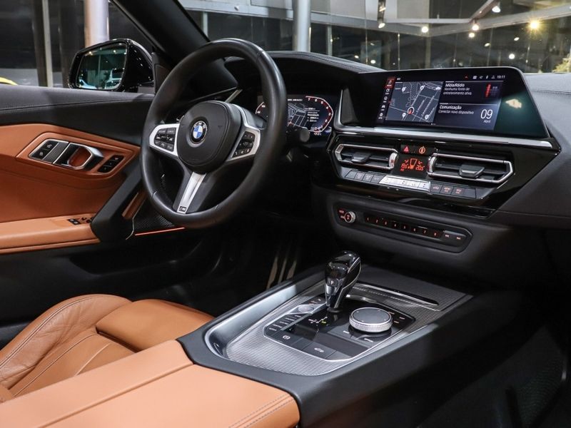 BMW Z4 3.0 TWINPOWER GASOLINA M40I STEPTRONIC 2019/2019 VIA BELLA VEÍCULOS ESPECIAIS CAXIAS DO SUL / Carros no Vale