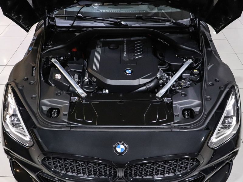 BMW Z4 3.0 TWINPOWER GASOLINA M40I STEPTRONIC 2019/2019 VIA BELLA VEÍCULOS ESPECIAIS CAXIAS DO SUL / Carros no Vale