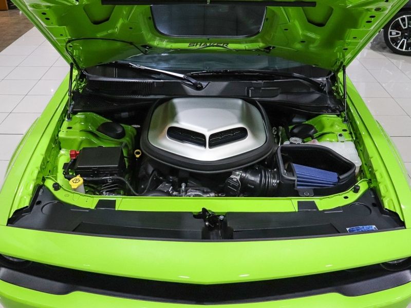 Dodge CHALLENGER 6.4 V8 HEMI GASOLINA R/T SCAT PACK WIDEBODY TORQUEFLITE 2023/2023 VIA BELLA VEÍCULOS ESPECIAIS CAXIAS DO SUL / Carros no Vale