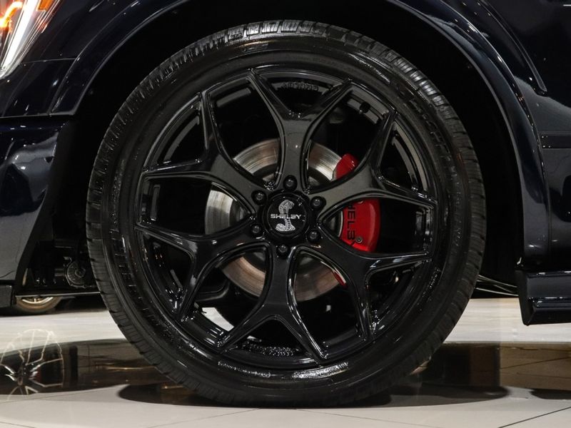 Ford F-150 5.0 V8 SHELBY SUPER SNAKE 4WD SELECTSHIFT 2021/2021 VIA BELLA VEÍCULOS ESPECIAIS CAXIAS DO SUL / Carros no Vale