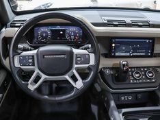 Land Rover DEFENDER 2.0 P300 GASOLINA 110 SE AWD AUTOMÁTICO 2020/2021 VIA BELLA VEÍCULOS ESPECIAIS CAXIAS DO SUL / Carros no Vale