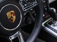 Porsche 718 2.0 16V H4 GASOLINA BOXSTER PDK 2021/2021 VIA BELLA VEÍCULOS ESPECIAIS CAXIAS DO SUL / Carros no Vale