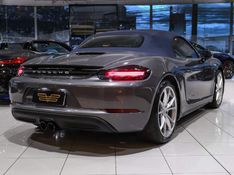 Porsche 718 2.0 16V H4 GASOLINA BOXSTER PDK 2021/2021 VIA BELLA VEÍCULOS ESPECIAIS CAXIAS DO SUL / Carros no Vale