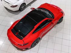 Porsche 911 3.0 24V H6 GASOLINA CARRERA S PDK 2019/2020 VIA BELLA VEÍCULOS ESPECIAIS CAXIAS DO SUL / Carros no Vale